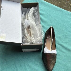 Paolo Portia Women's Black and Gold Flats